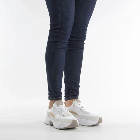 Tommy Hilfiger Women's Sneake TOW97 - Runner